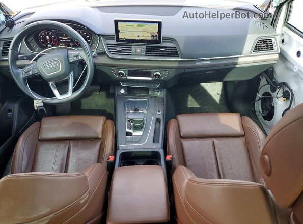 WA1BNAFY1L2097161 2020 AUDI Q5 White Dashboard view