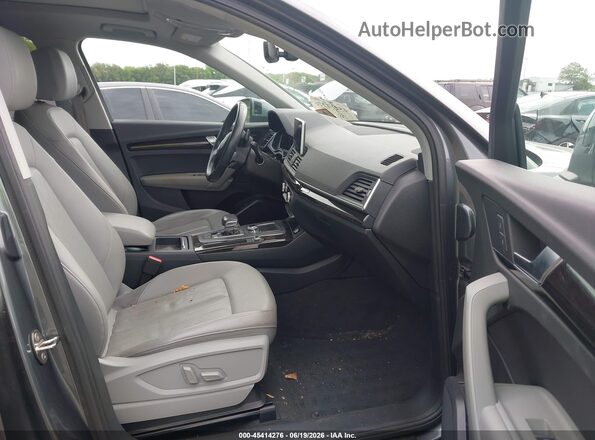 WA1BNAFY2J2232547 2018 AUDI Q5 Gray Vista interior delantera