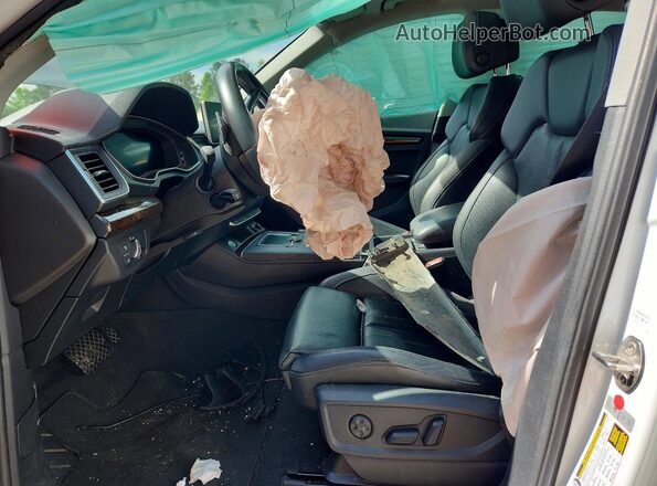 WA1BNAFY2K2076169 2019 AUDI Q5 White Սալոնի դիմացի տեսք