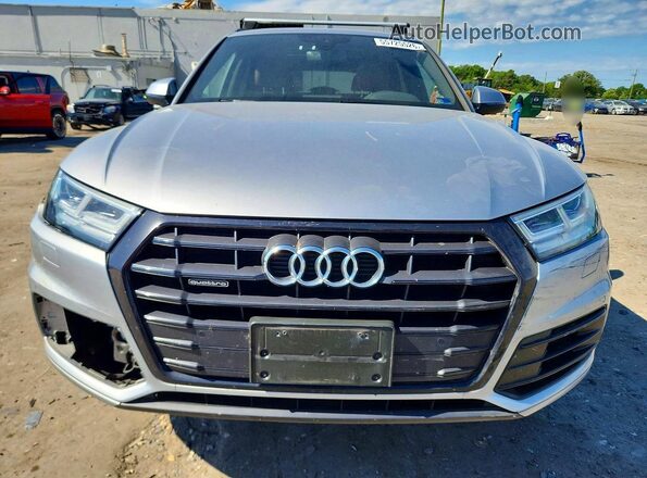 WA1BNAFY3L2046471 2020 AUDI Q5 Silver Դիմացի տեսք