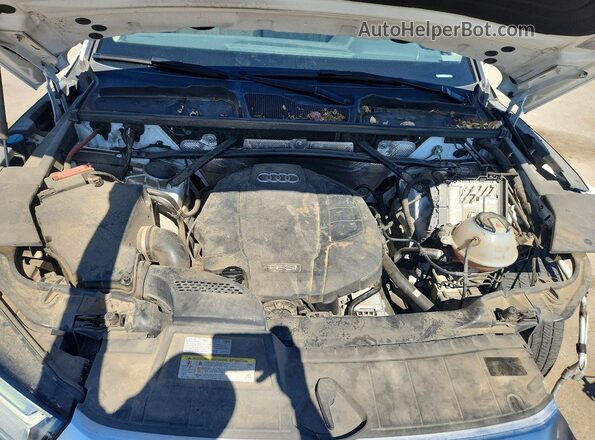 WA1BNAFY4J2153624 2018 AUDI Q5 White Widok wnętrza z tyłu