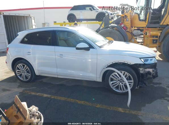 WA1BNAFY4K2124223 2019 AUDI Q5 White Vista interior de 360 grados