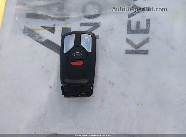 WA1BNAFY5J2002680 2018 AUDI Q5 White Вид панелі приладів