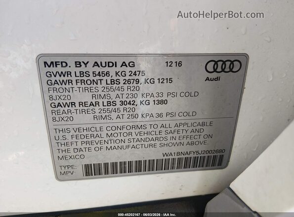 WA1BNAFY5J2002680 2018 AUDI Q5 White Вид підкапотного простору