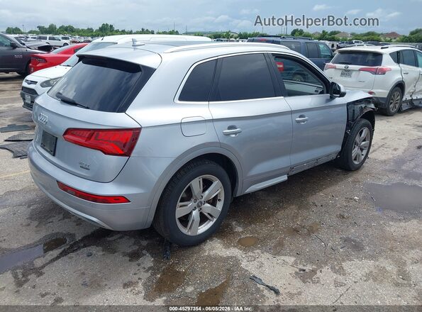 WA1BNAFY5J2010942 2018 AUDI Q5 Silver Հետևի աջ