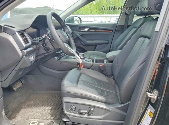 WA1BNAFY5K2036331 2019 AUDI Q5 Black Front interior view