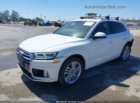 WA1BNAFY5K2085254 2019 AUDI Q5 White Front left