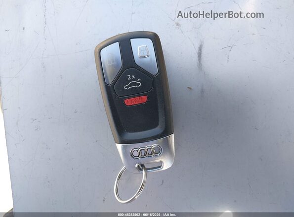 WA1BNAFY5K2085254 2019 AUDI Q5 White Dashboard view