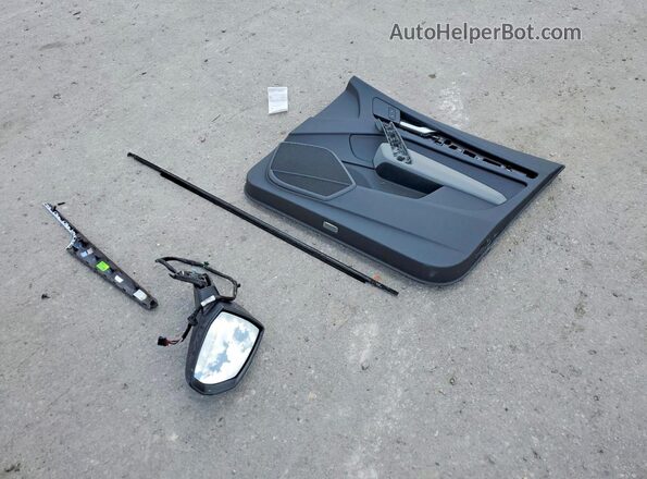 WA1BNAFY7J2136607 2018 AUDI Q5 Черный 