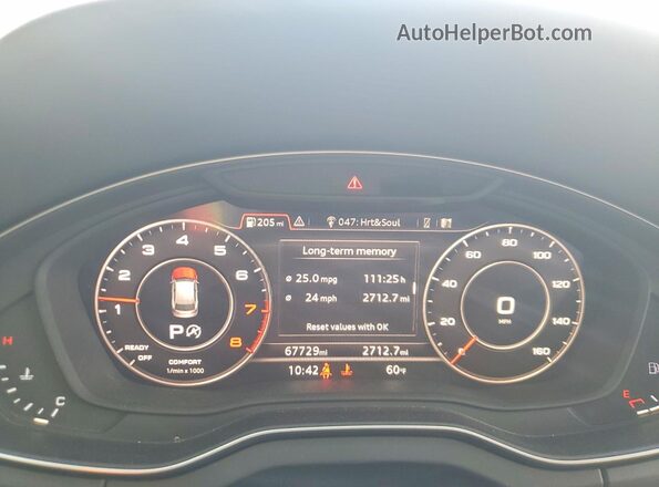 WA1BNAFY8J2077700 2018 AUDI Q5 Green 