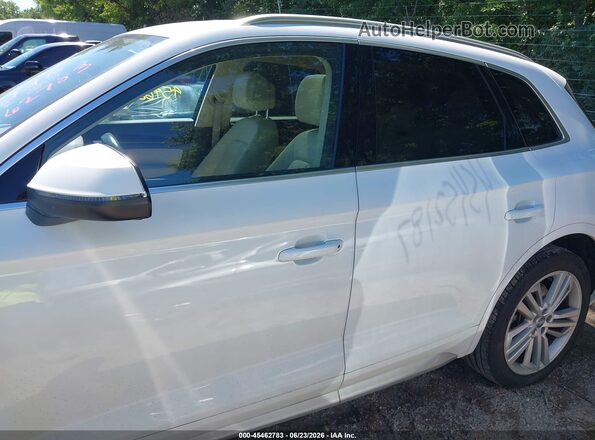 WA1BNAFY8J2234366 2018 AUDI Q5 White Սալոնի 360 աստիճան տեսք