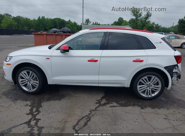 WA1BNAFY8K2019328 2019 AUDI Q5 White სალონის 360-გრადუსიანი ხედი