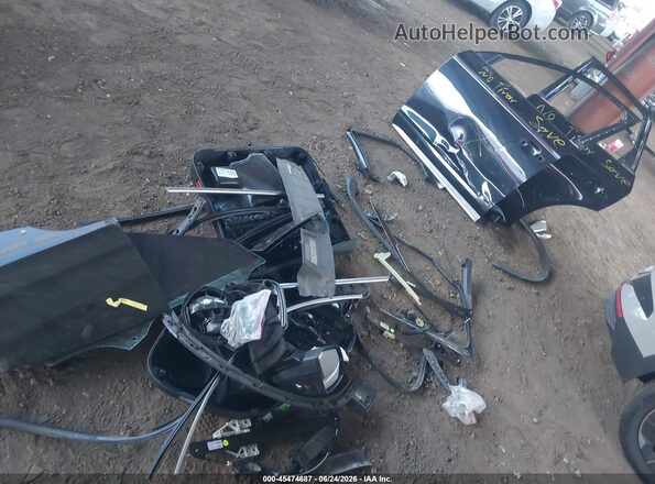 WA1BNAFY9J2174677 2018 AUDI Q5 Black ხელსაწყოთა პანელის ხედი