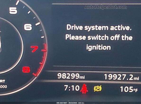 WA1BNAFY9J2174677 2018 AUDI Q5 Black 