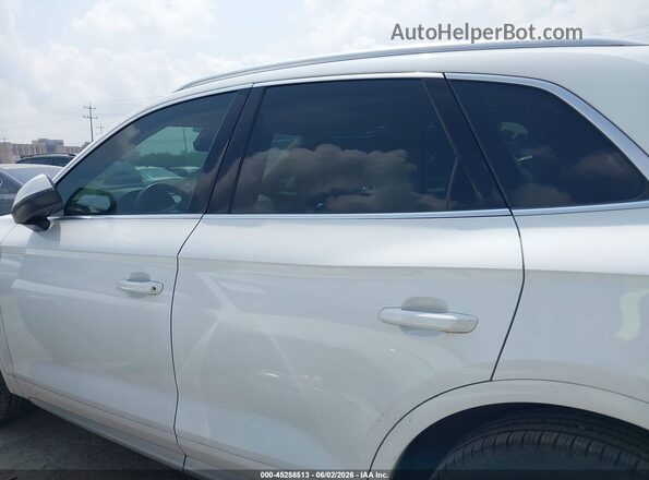 WA1BNAFY9J2199515 2018 AUDI Q5 White სალონის 360-გრადუსიანი ხედი