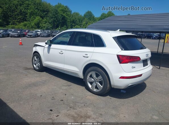 WA1BNAFY9K2116120 2019 AUDI Q5 White Rear left