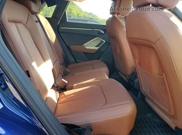 WA1BUDF30R1102518 2024 AUDI Q3 Blue უკანა სალონის ხედი