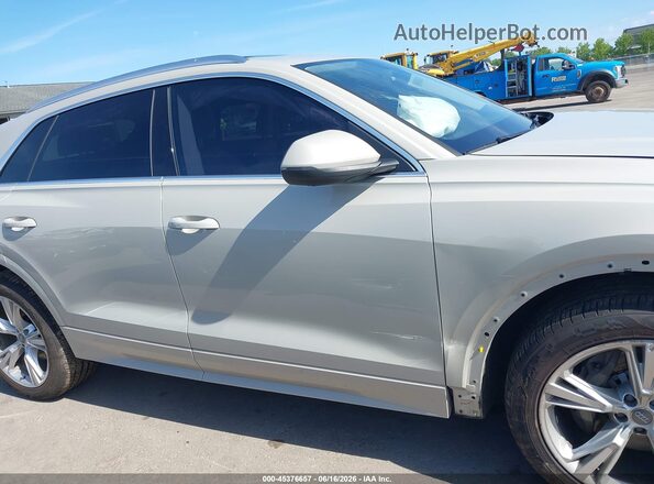 WA1BVAF13LD014028 2020 AUDI Q8 Cream სალონის 360-გრადუსიანი ხედი