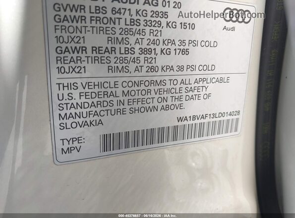 WA1BVAF13LD014028 2020 AUDI Q8 Cream ძრავის განყოფილების ხედი