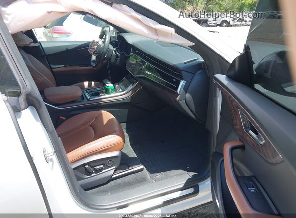 WA1BVAF16KD005211 2019 AUDI Q8 White Widok wnętrza z przodu