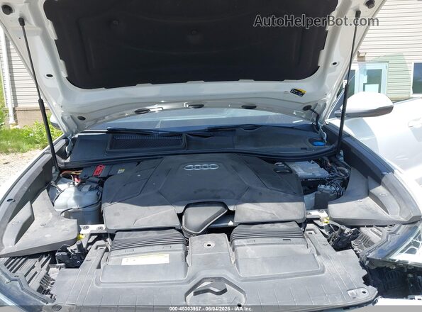 WA1BVAF16KD005211 2019 AUDI Q8 White Widok z tyłu
