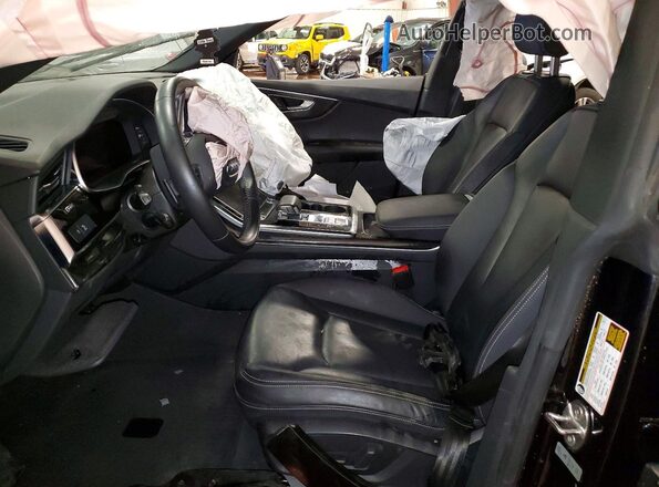 WA1BVAF1XKD040446 2019 AUDI Q8 Черный Вид салона спереди