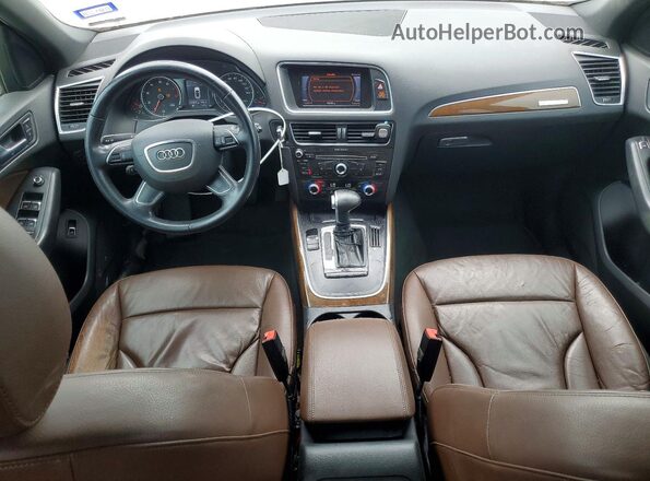 WA1C2AFP1HA043165 2017 AUDI Q5 White Dashboard view