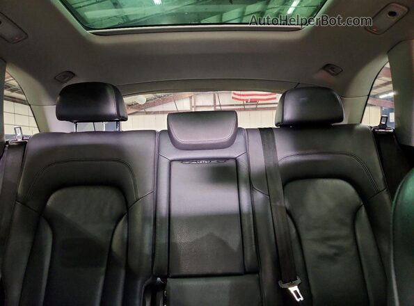 WA1C2AFP2HA090012 2017 AUDI Q5 Gray უკანა სავარძლების ხედი