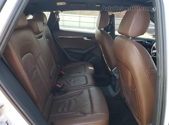 WA1C2AFP5GA032880 2016 AUDI Q5 Белый Вид задней части салона