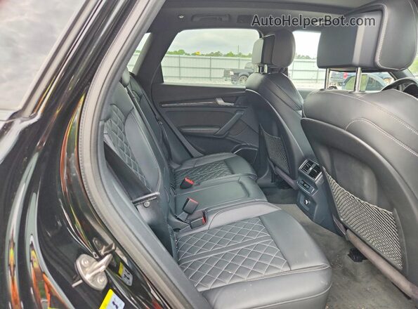 WA1C4AFY0J2087886 2018 AUDI SQ5 Black Widok wnętrza z tyłu