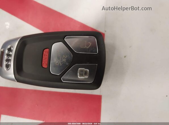 WA1C4AFY1K2101974 2019 AUDI SQ5 White Vista del salpicadero