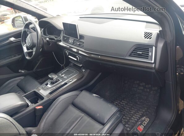 WA1C4AFY2J2199878 2018 AUDI SQ5  Front interior view