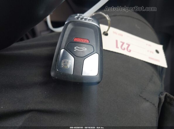 WA1C4AFY2J2199878 2018 AUDI SQ5  Dashboard view