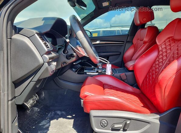 WA1C4AFY2M2039777 2021 AUDI SQ5 Black Widok wnętrza z przodu