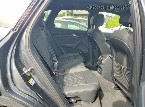 WA1C4AFY4J2089835 2018 AUDI SQ5 Gray უკანა სალონის ხედი