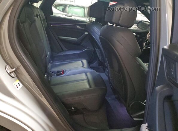 WA1C4AFY6K2003863 2019 AUDI SQ5 Gray Սալոնի հետևի տեսք