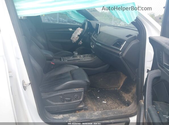 WA1C4AFY7J2119409 2018 AUDI SQ5 Белый Вид салона спереди