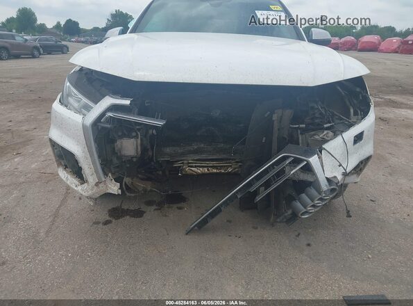WA1C4AFY7J2119409 2018 AUDI SQ5 Белый Вид спереди