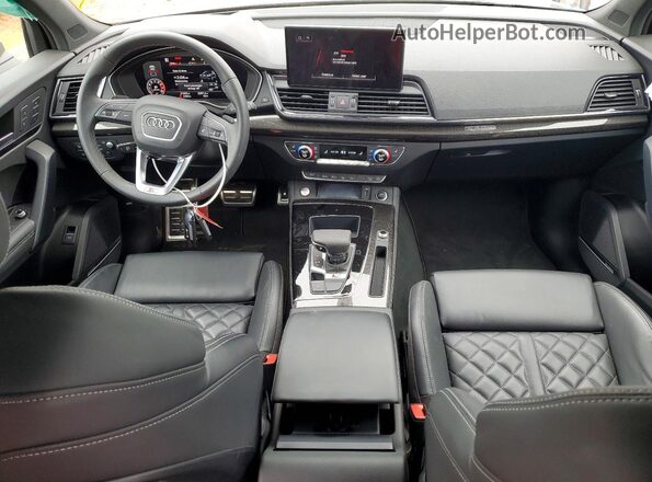 WA1C4BFY5P2139723 2023 AUDI SQ5 Gray Widok deski rozdzielczej
