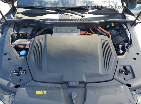 WA1CAAGE6RB035171 2024 AUDI Q8 Gray Շարժիչի բաժամունքի տեսք