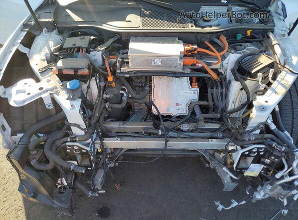 WA1CAAGE9RB022074 2024 AUDI Q8 White ძრავის განყოფილების ხედი