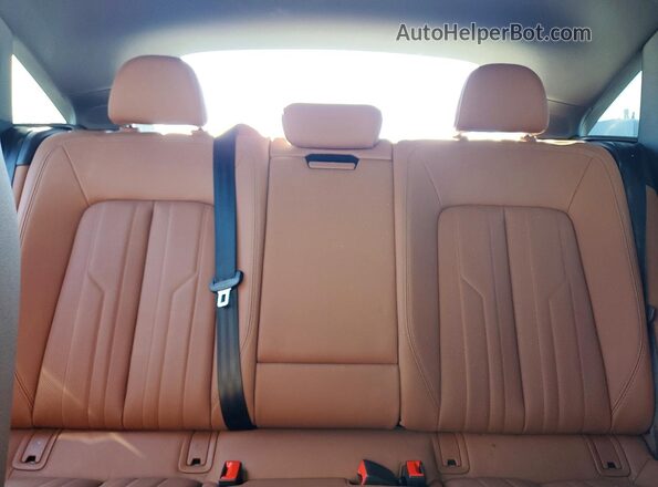 WA1CAAGE9RB022074 2024 AUDI Q8 White უკანა სავარძლების ხედი