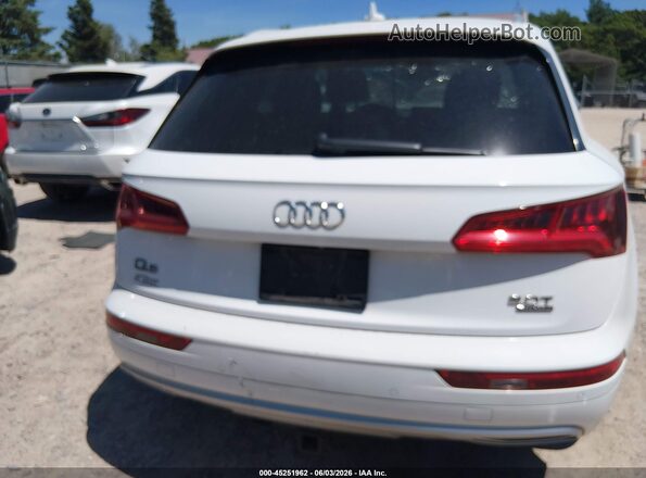 WA1CNAFY1J2087828 2018 AUDI Q5 White 