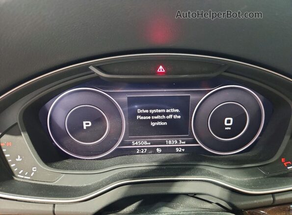 WA1CNAFY4L2094582 2020 AUDI Q5 White Вид щитка приладів