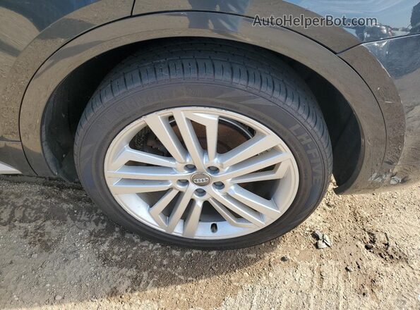 WA1CNAFY6J2007407 2018 AUDI Q5 Gray 