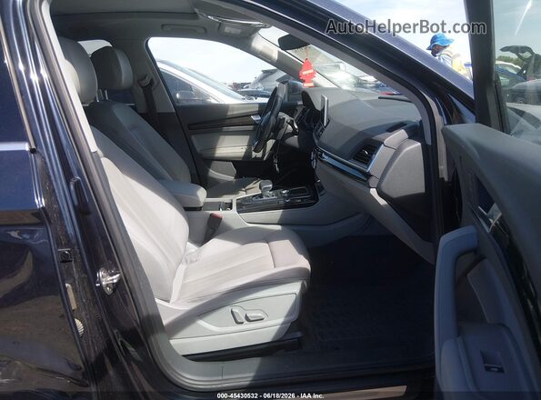 WA1CNAFY8L2005029 2020 AUDI Q5 Серый Вид салона спереди