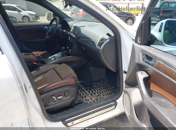 WA1D7AFP1HA017106 2017 AUDI Q5 White Вид салону спереду