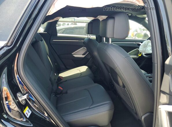 WA1DECF30R1199218 2024 AUDI Q3 Черный 