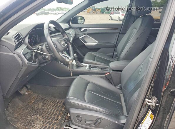 WA1DECF31M1007605 2021 AUDI Q3 Black Widok wnętrza z przodu