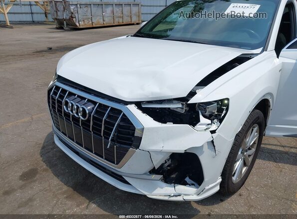 WA1DECF31P1074130 2023 AUDI Q3 White Вид спереду